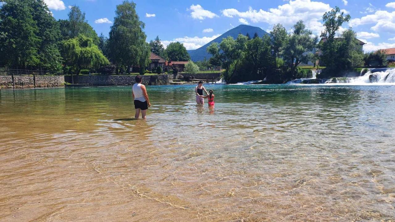 Kuca Za Odmor Susnjar Villa Ripac Kültér fotó