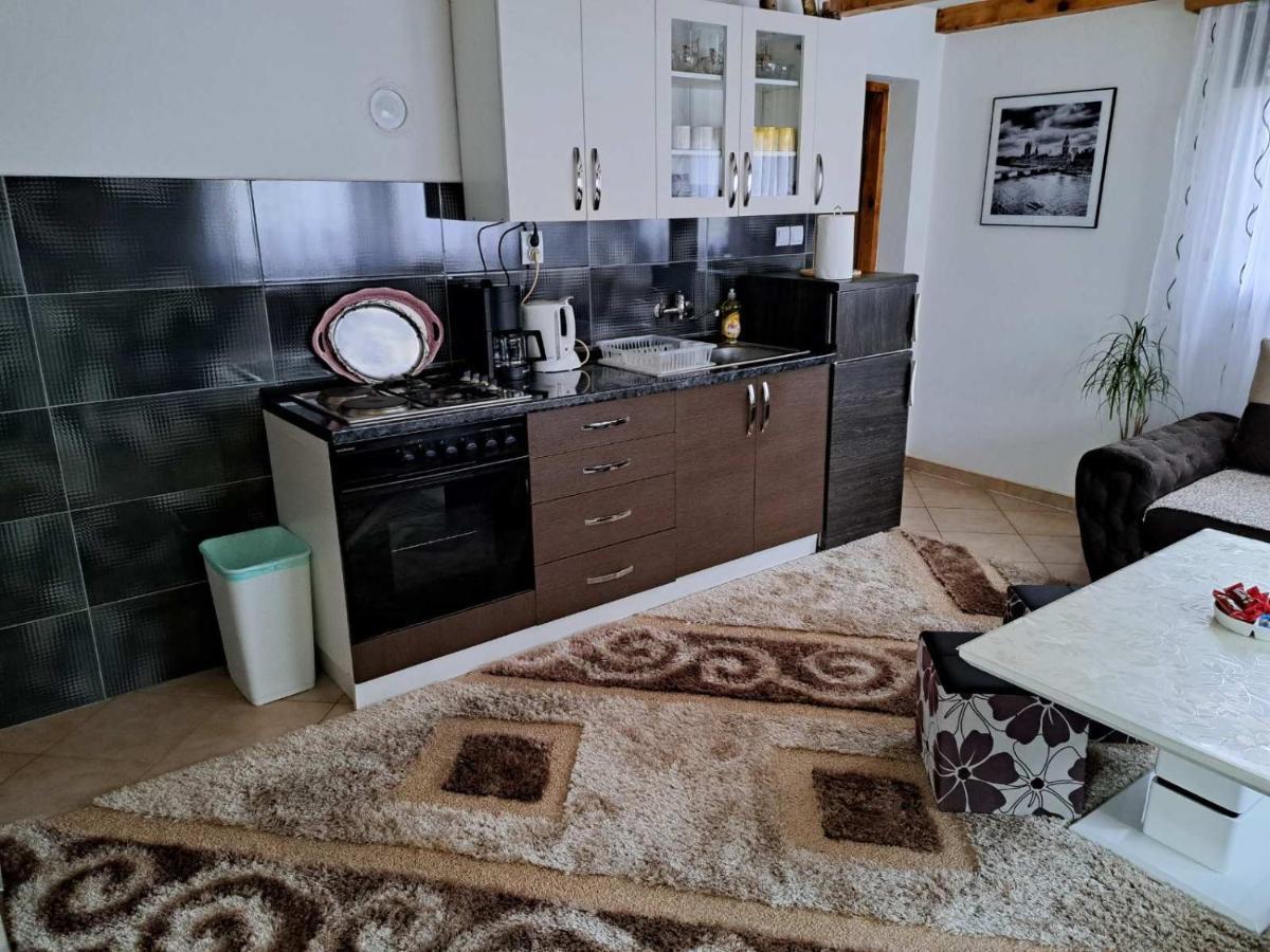 Kuca Za Odmor Susnjar Villa Ripac Kültér fotó