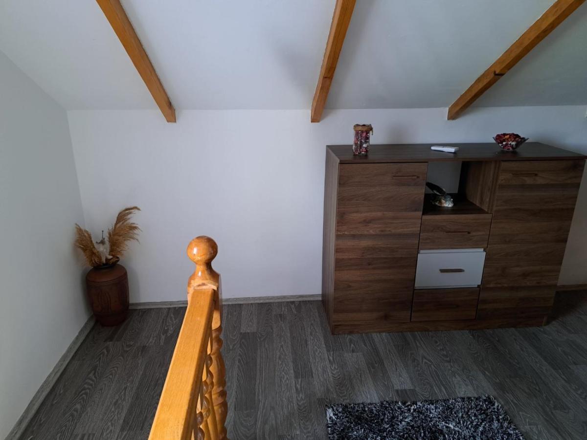 Kuca Za Odmor Susnjar Villa Ripac Kültér fotó